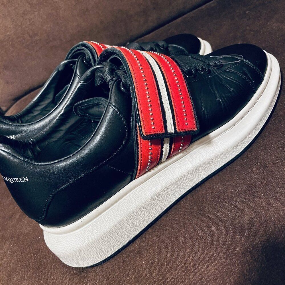 Alexander McQueen Larry Oversized Platform Sneaker Black Red Studded Strap 10 US - Picture 5 of 16